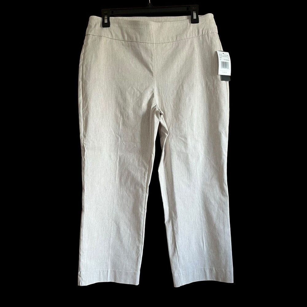 Briggs Women's Ankle Crop Pants Size 10 Pull on Light‎ Tan Stretch Comfort